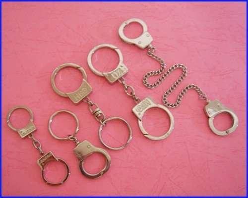 工厂专业 锌合金 手拷造型钥匙圈 金属钥匙圈 锁匙圈 款式多元 质佳价优